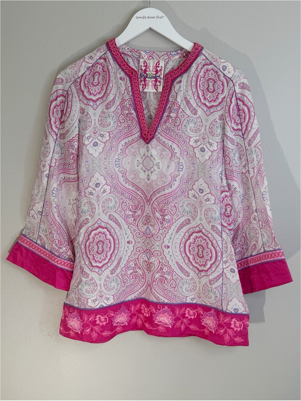 ROBERT GRAHAM Women’s Pink White Silk Paisley Print Beaded Embroidered Top Sz M.